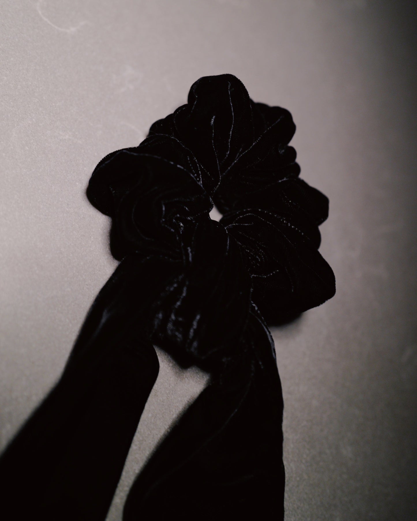 NEROLI “VELVET RIBBON” HAIR SCRUNCHIE