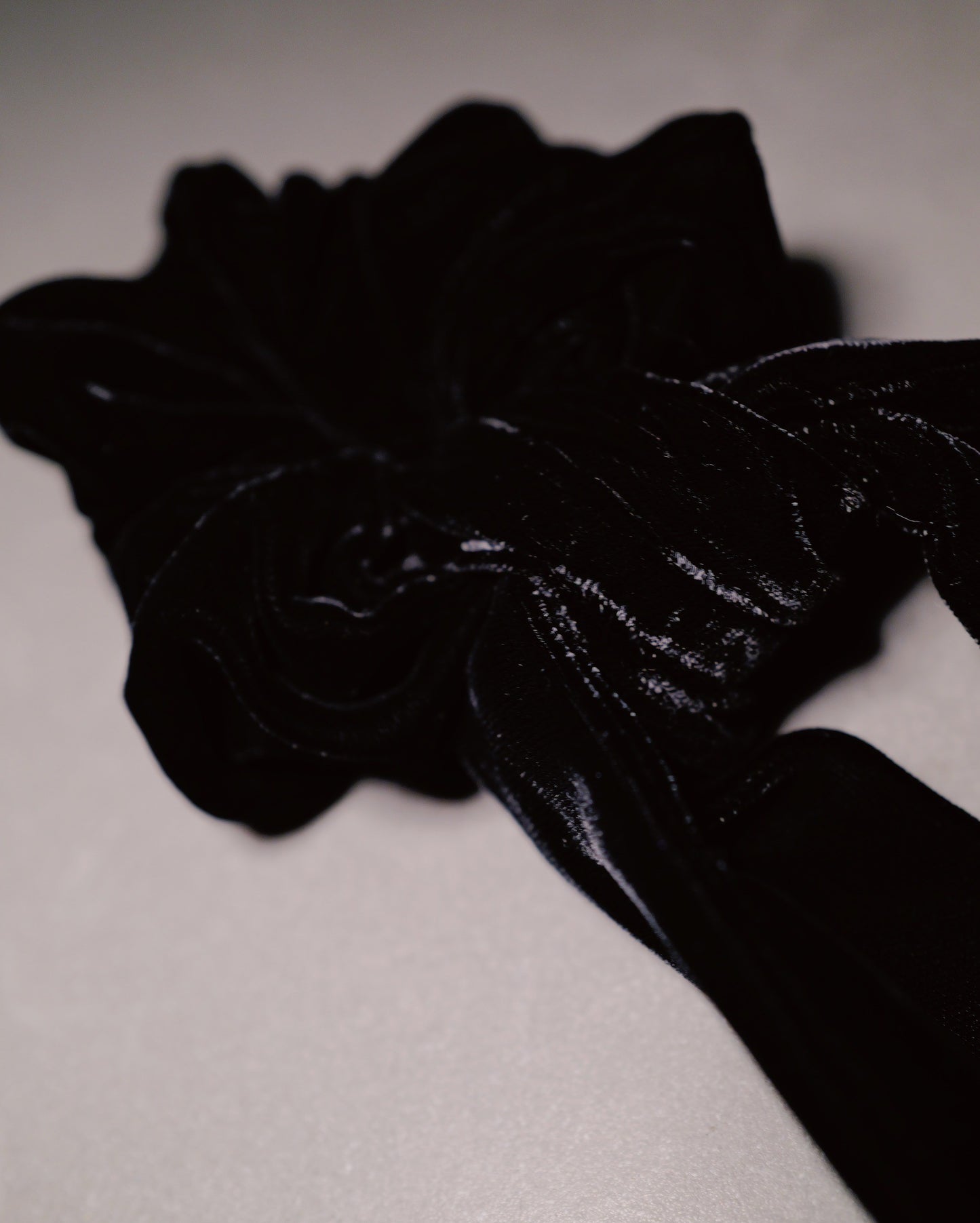NEROLI “VELVET RIBBON” HAIR SCRUNCHIE
