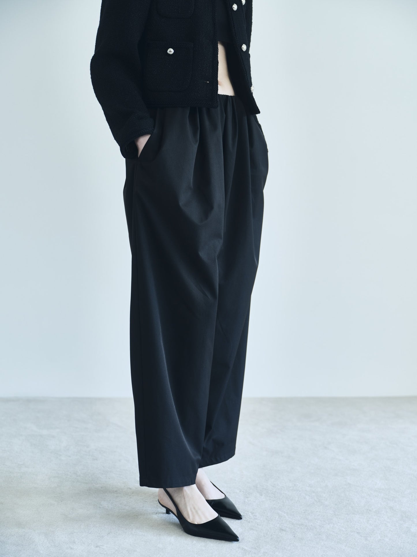 NEROLI SS26 image_root/ディープタック イージーワイドパンツ/260312_NEROLI_246.jpg