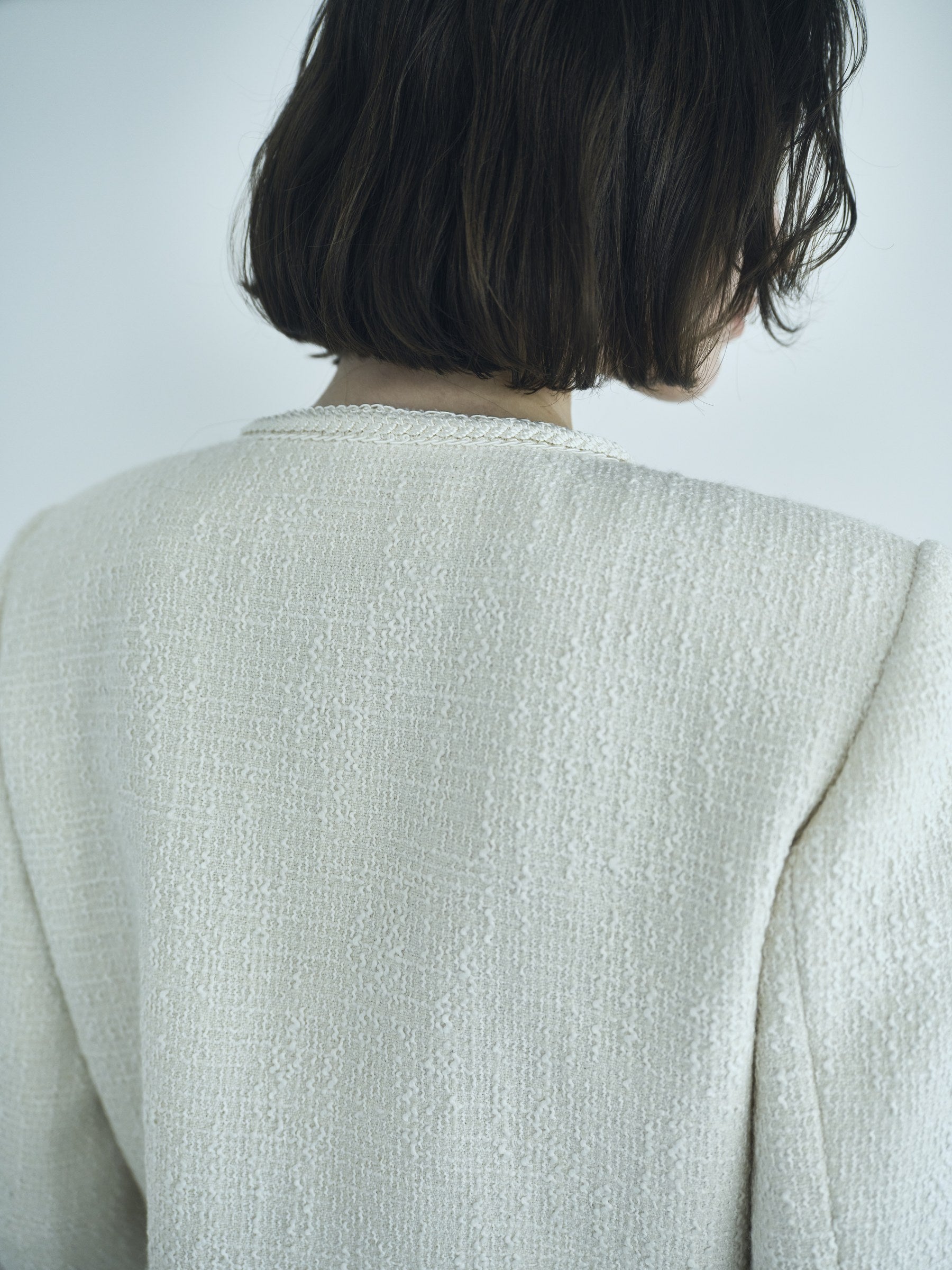 NEROLI SS26 image_root/オーバーショルダー ツイードジャケット/260312_NEROLI_38.jpg